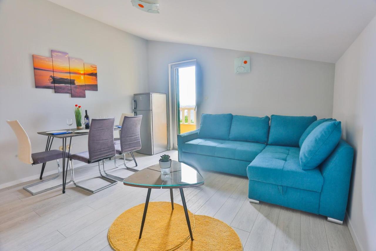Apartments Maris Каштела Экстерьер фото